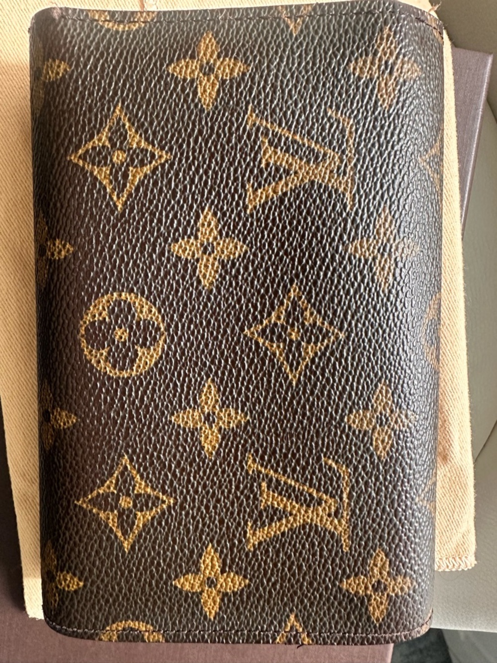Louis Vuitton Brown and Gold Monogram Snap Wallet Detail - Picture 6 of 14